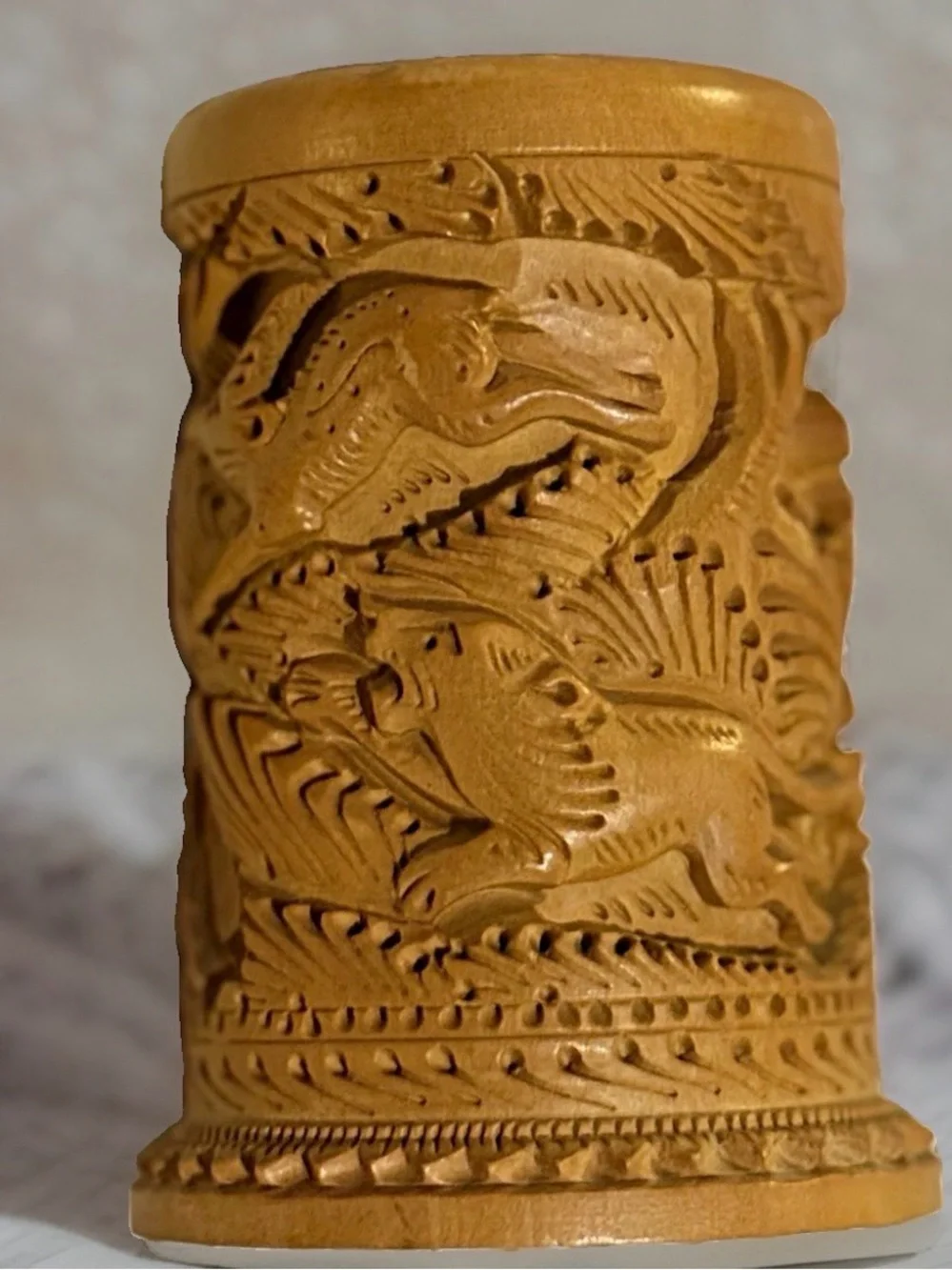 🌲 Vintage Hand-Carved Teak Wooden Pen Holder - Intricate Forest & Wildlife Scene